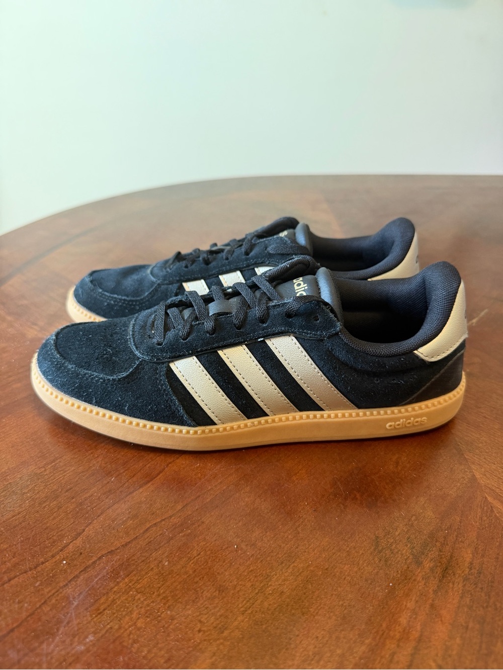 Adidas Breaknet Athletic Shoes Women’s Size 7 Black Gold Surde Sneakers